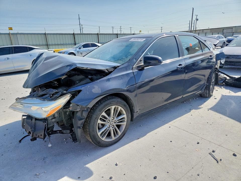 2017 TOYOTA CAMRY SE - 1