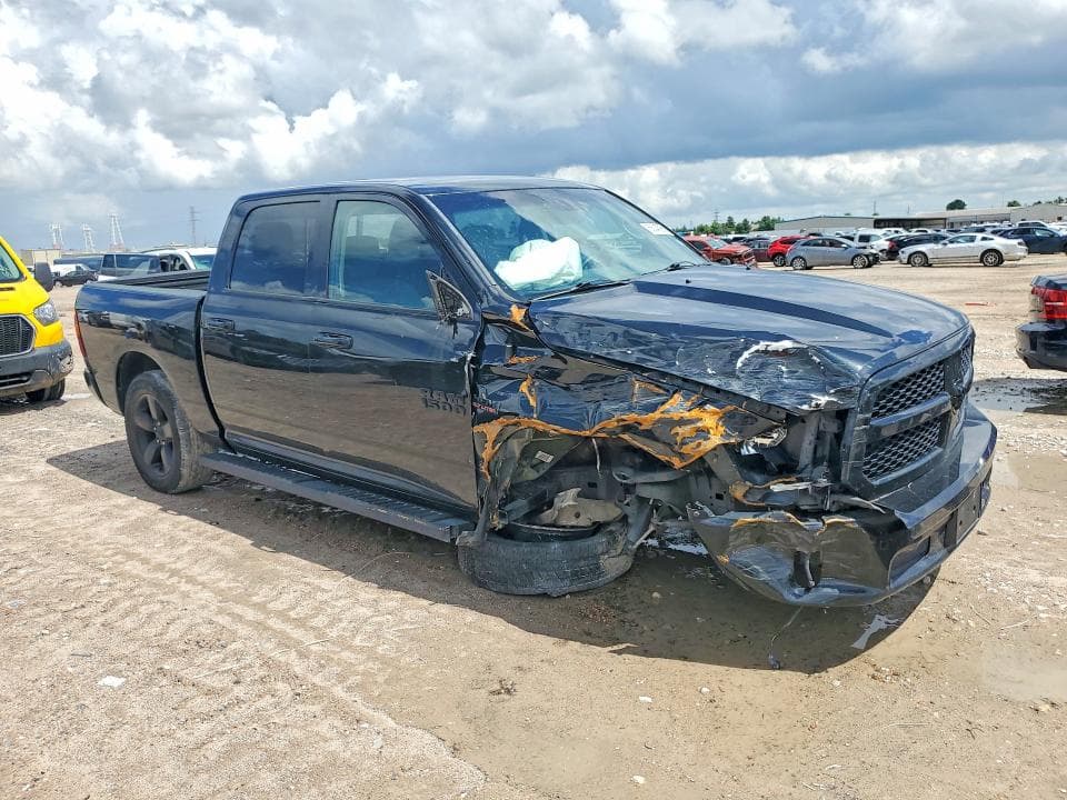 2018 RAM 1500 SLT 4