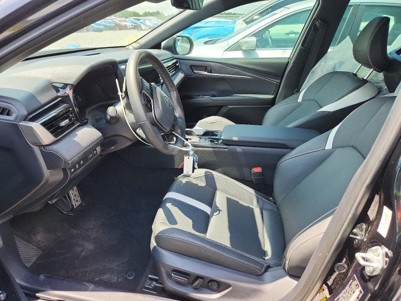 2025 TOYOTA CAMRY SE 7