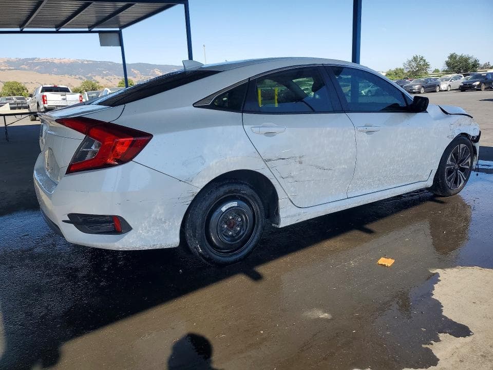 2017 HONDA CIVIC EX 3