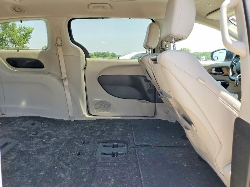 2018 CHRYSLER PACIFICA TOURING L PLUS 11