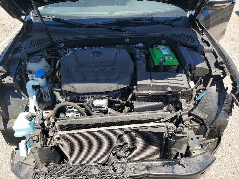 2018 VOLKSWAGEN PASSAT S S 11