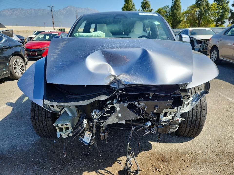 2026 TESLA MODEL Y 5