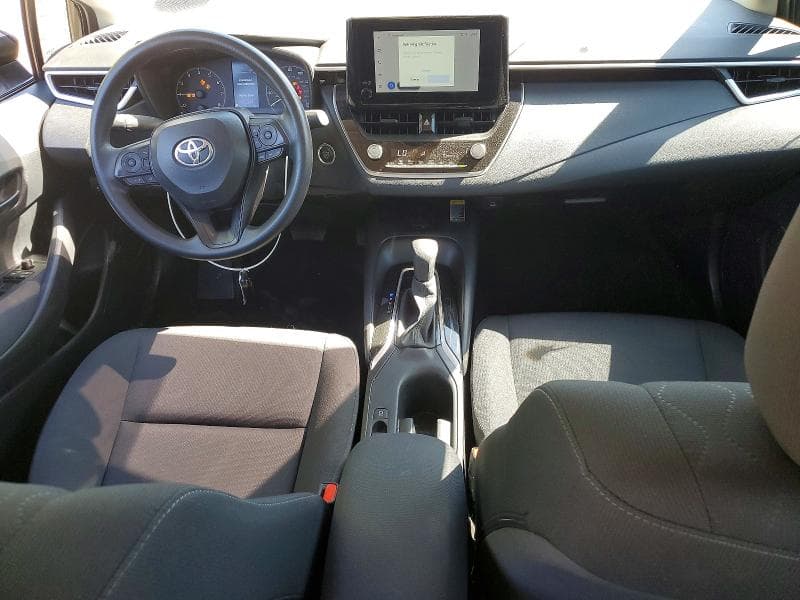 2025 TOYOTA COROLLA LE 8