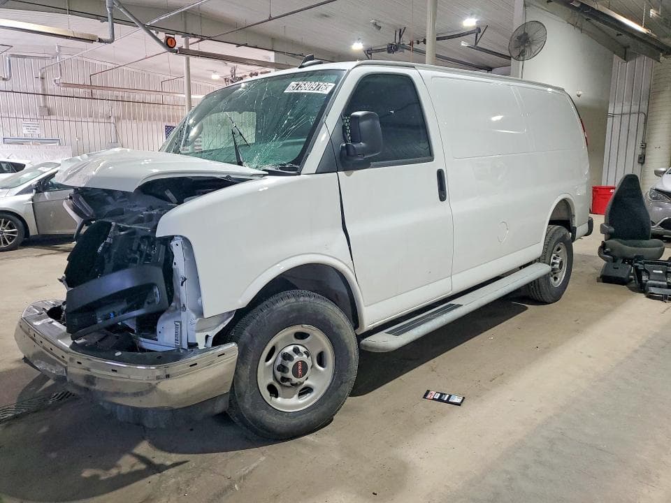 2025 GMC SAVANA