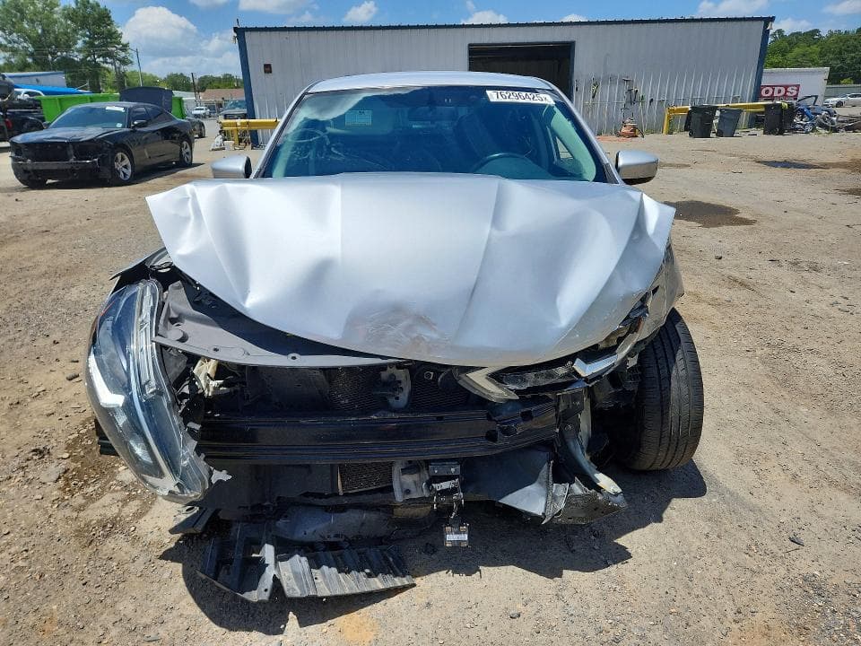 2019 NISSAN SENTRA SV 5