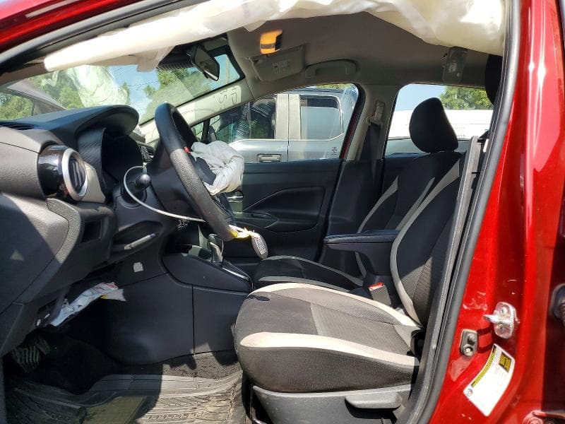 2020 NISSAN VERSA SV 7