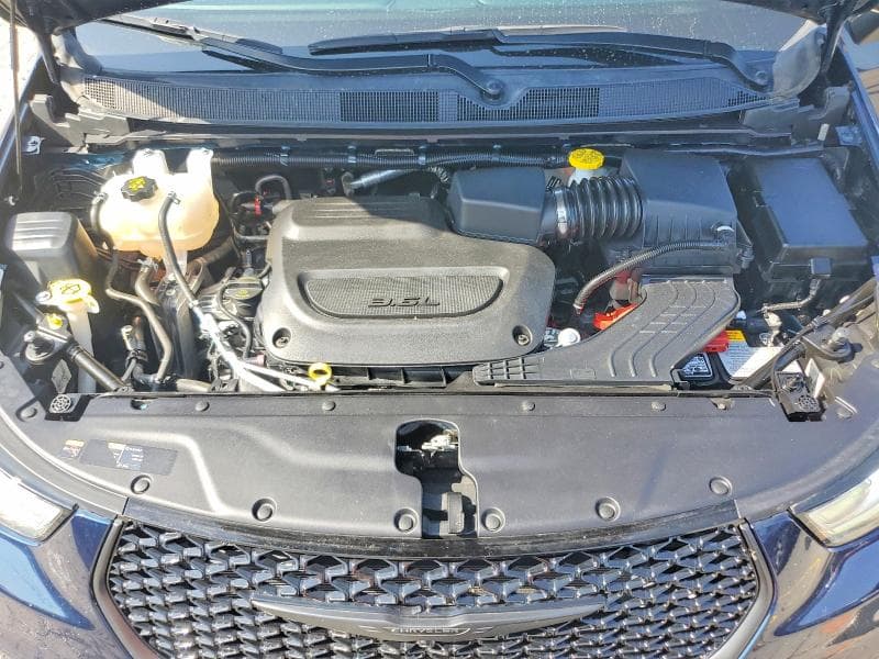 2023 CHRYSLER PACIFICA TOURING L 12