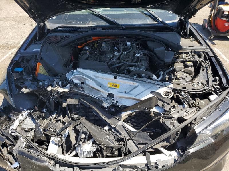 2021 BMW 330E 11