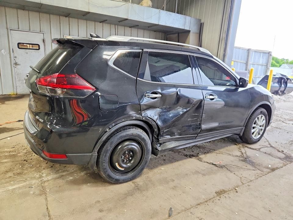 2020 NISSAN ROGUE SV 3