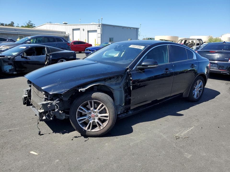 2018 JAGUAR XE PREMIUM - 1