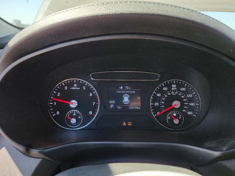 2020 KIA SORENTO LX 9