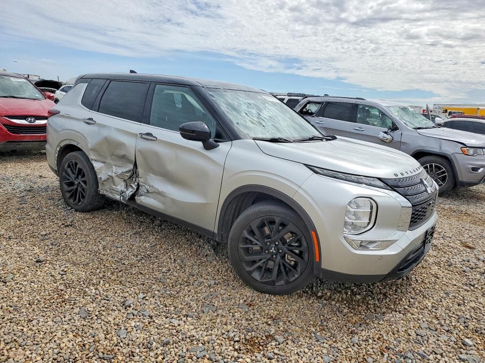 2023 MITSUBISHI OUTLANDER SEL 4