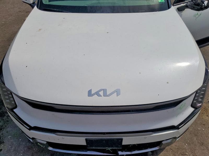 2024 KIA EV9 LAND 12