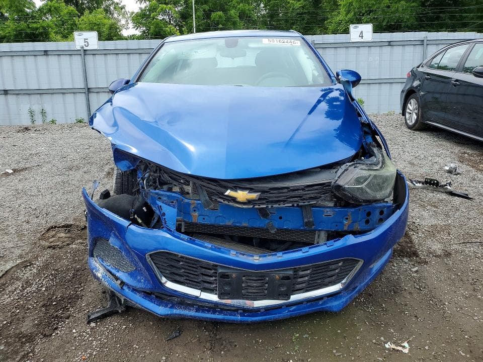 2017 CHEVROLET CRUZE LT 5