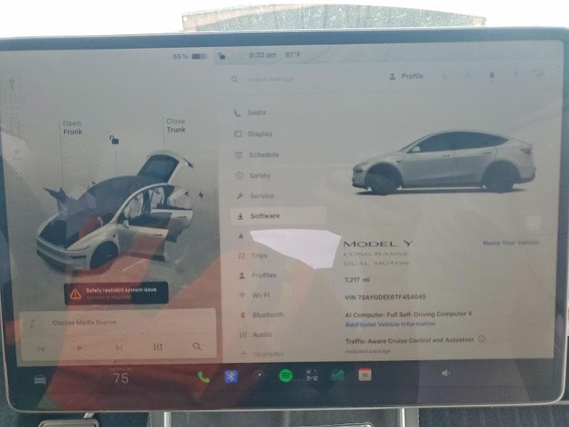 2026 TESLA MODEL Y 9