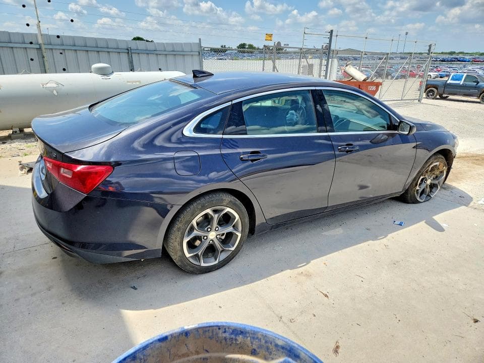 2023 CHEVROLET MALIBU LT 3