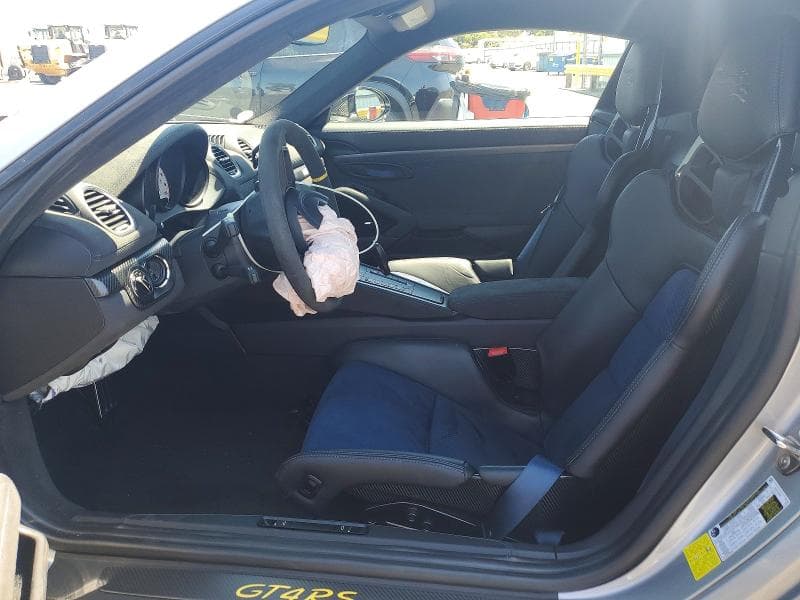 2024 PORSCHE CAYMAN GT4 RS 7