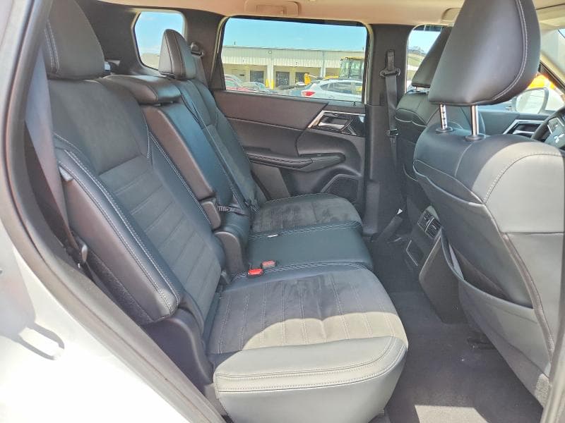 2023 MITSUBISHI OUTLANDER SE 11