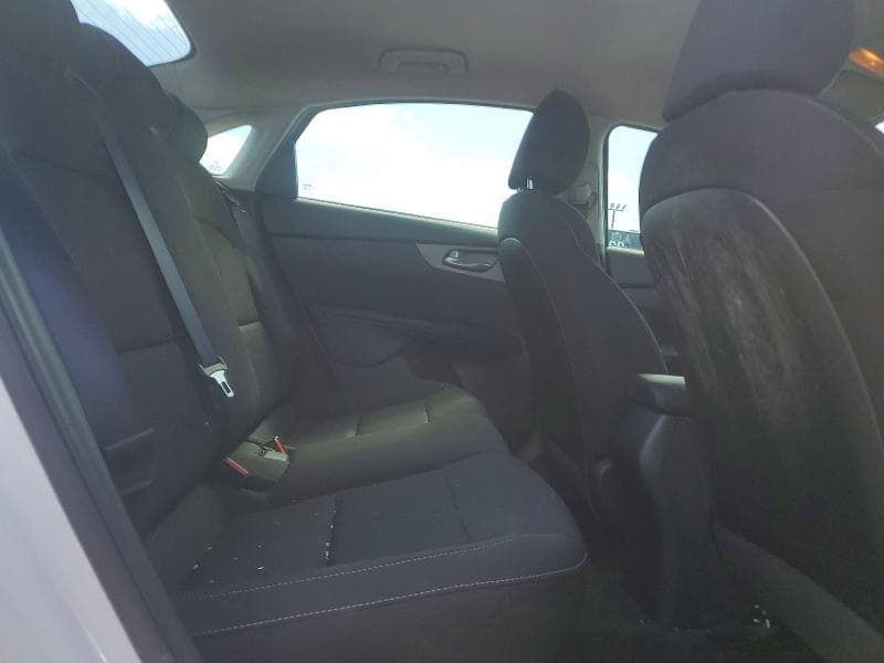2021 KIA FORTE FE 10