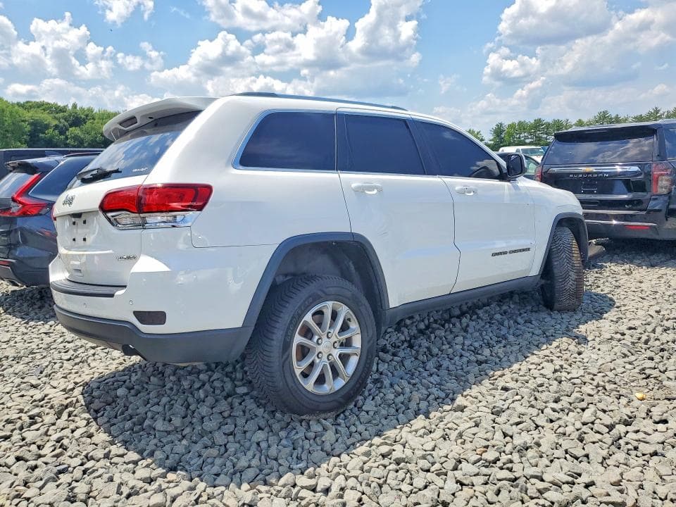 2021 JEEP GRAND CHEROKEE LAREDO 3