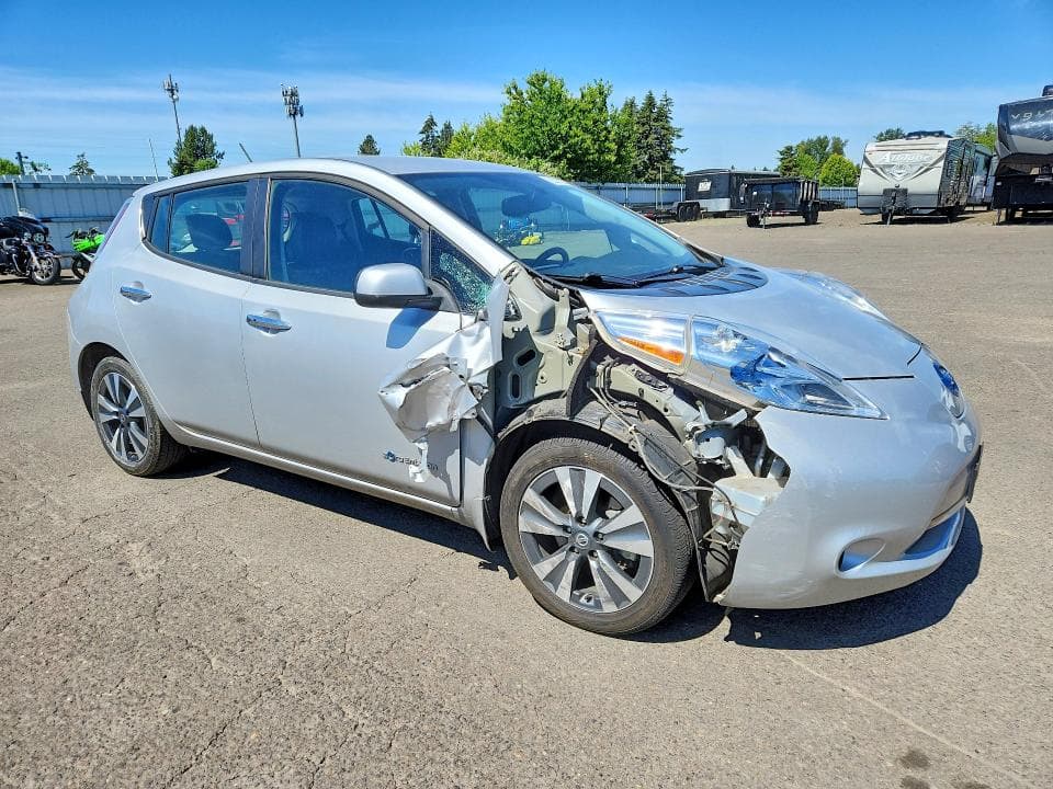 2017 NISSAN LEAF SL 4
