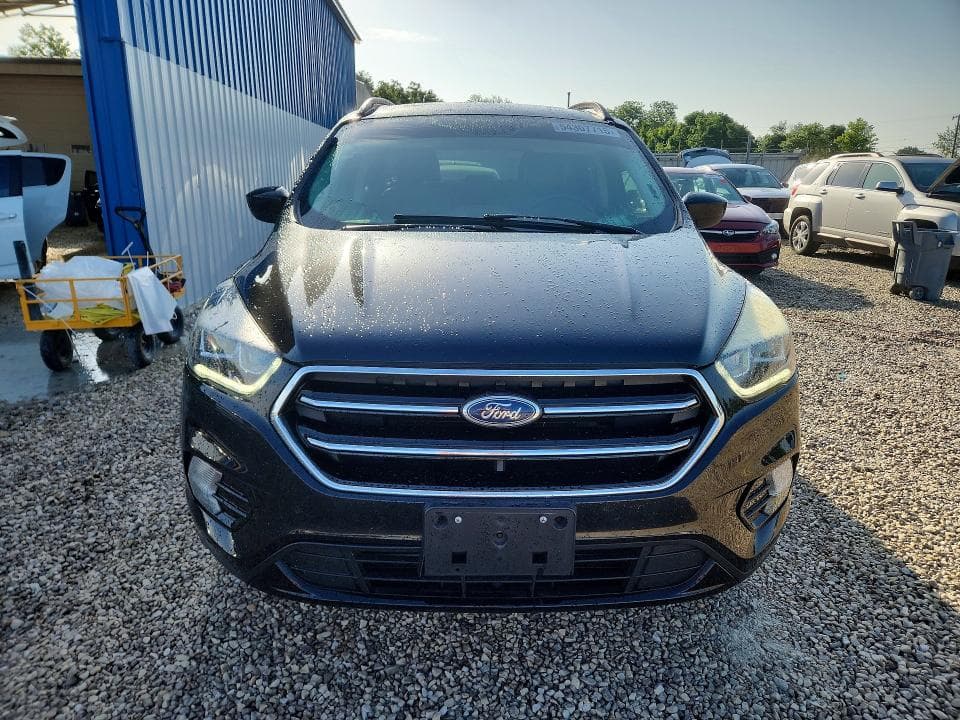2017 FORD ESCAPE SE 5