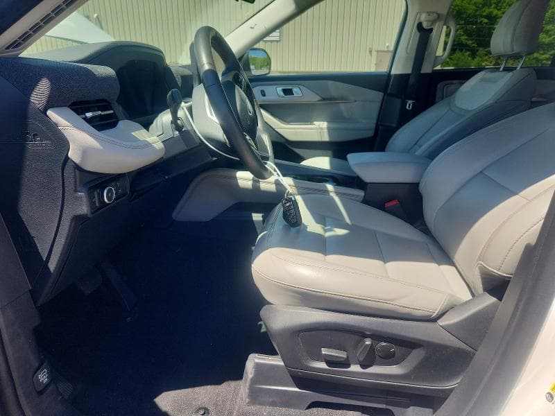 2025 FORD EXPLORER ACTIVE 7