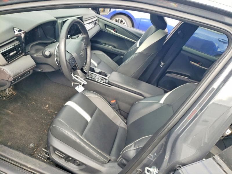 2025 TOYOTA CAMRY SE 7