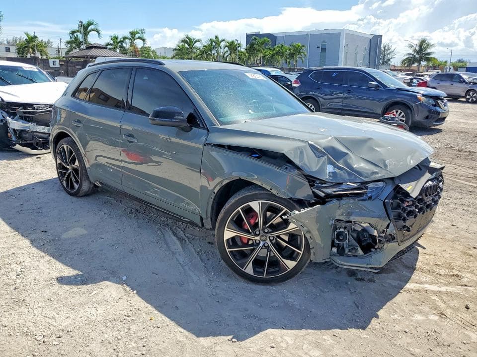 2021 AUDI SQ5 PREMIUM PLUS 4