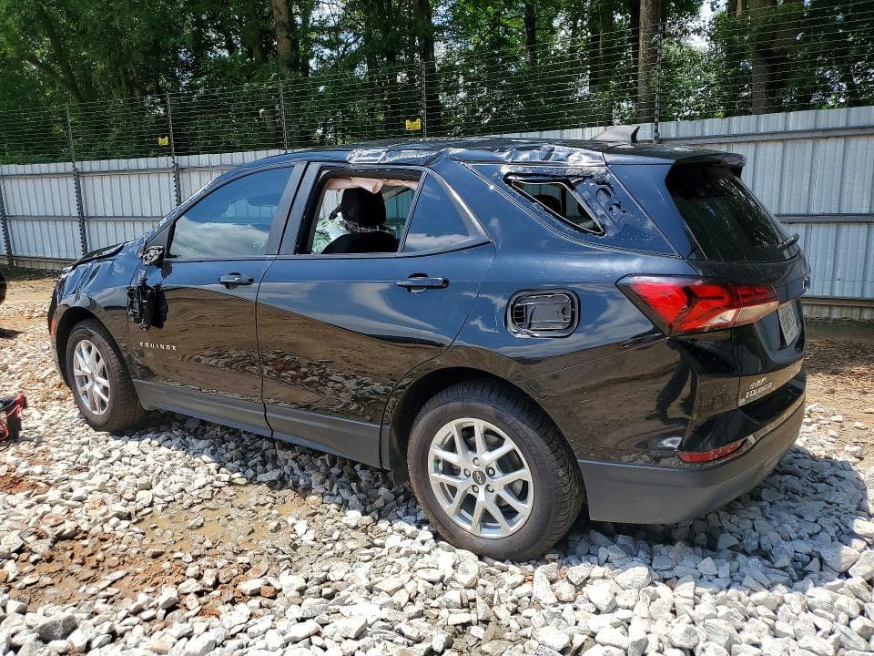 2022 CHEVROLET EQUINOX LS 2