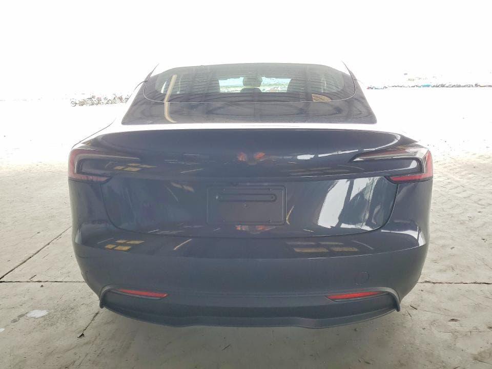 2026 TESLA MODEL 3 6