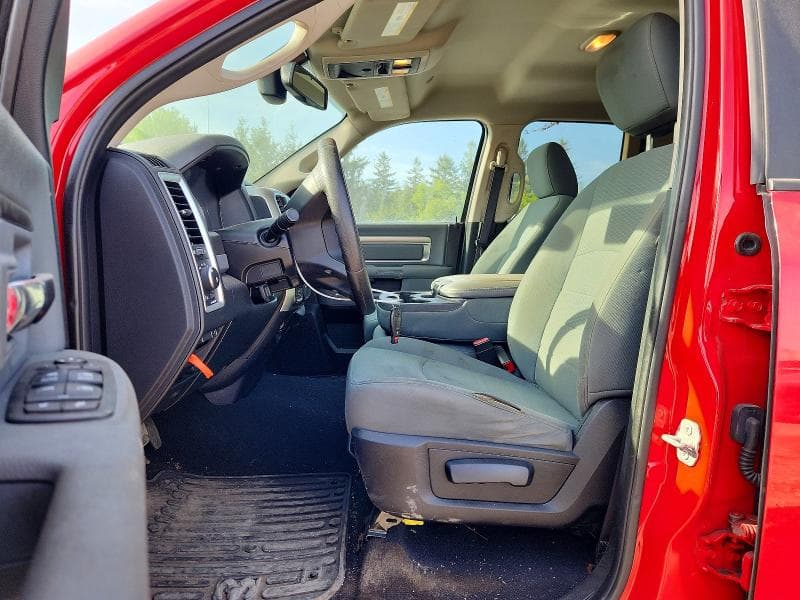 2017 RAM 1500 SLT 7