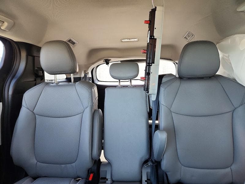 2026 TOYOTA SIENNA XLE 8-PASSENGER 10