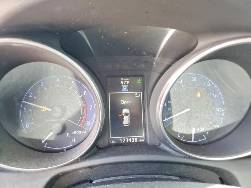 2017 TOYOTA COROLLA IM BASE 9