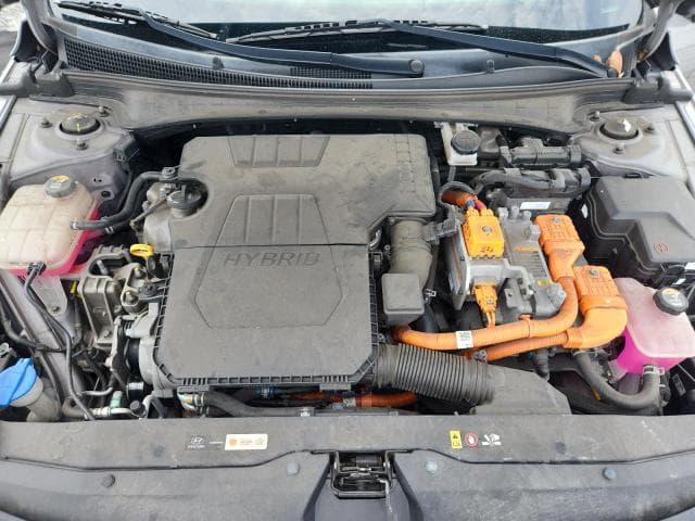 2022 HYUNDAI ELANTRA LIMITED 11