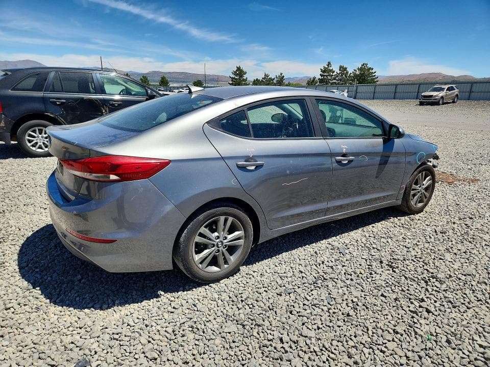 2018 HYUNDAI ELANTRA SEL 3
