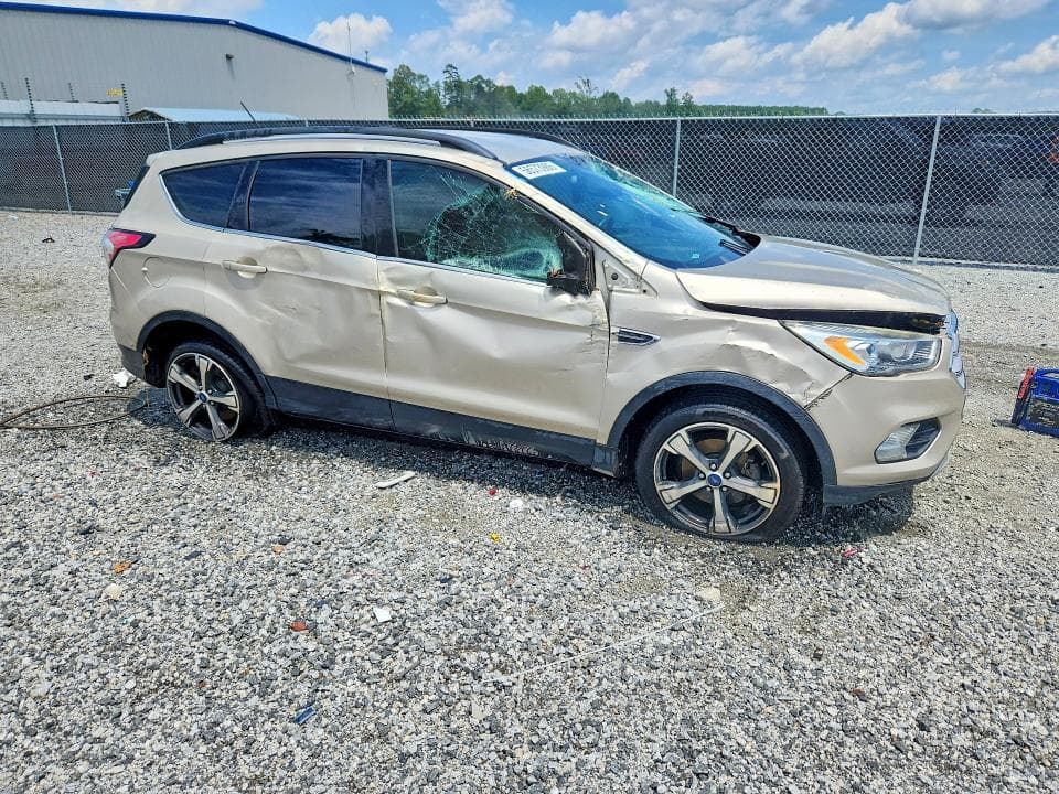 2018 FORD ESCAPE SEL 4