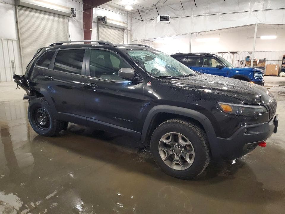 2019 JEEP CHEROKEE TRAILHAWK 4