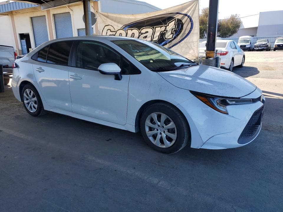 2020 TOYOTA COROLLA LE 4