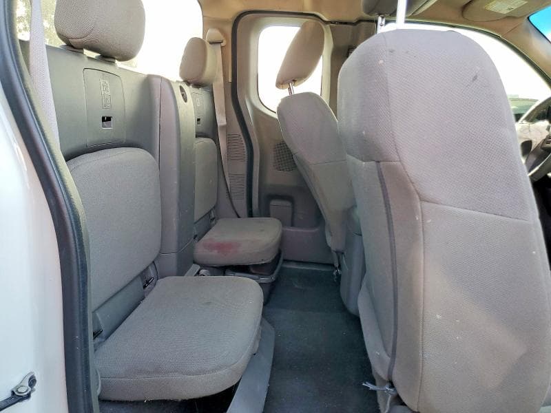 2019 NISSAN FRONTIER S 10