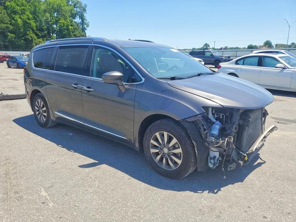 2020 CHRYSLER PACIFICA TOURING L PLUS 4