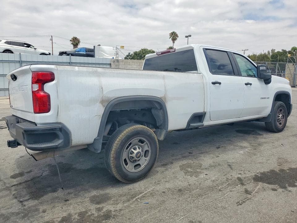2024 CHEVROLET SILVERADO C2500 HEAVY DUTY 3