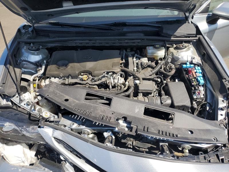 2021 TOYOTA CAMRY SE 11