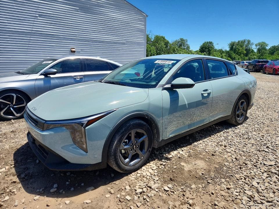 2025 KIA K4 LXS - 1