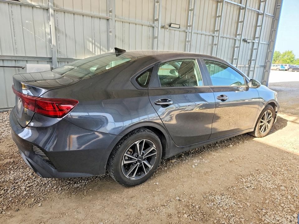 2024 KIA FORTE LXS 3