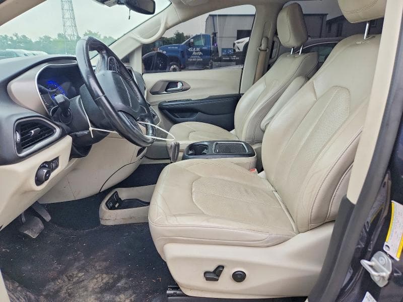 2021 CHRYSLER PACIFICA TOURING L 7