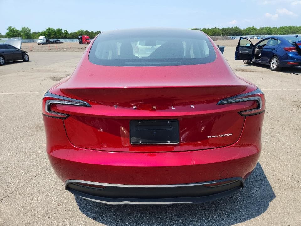 2024 TESLA MODEL 3 6