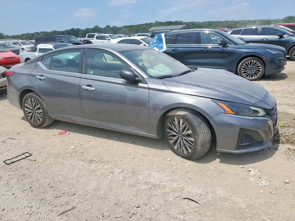 2024 NISSAN ALTIMA SV 4