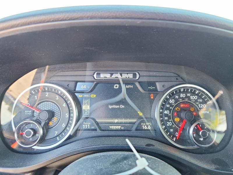 2025 RAM 1500 BIG HORN 9